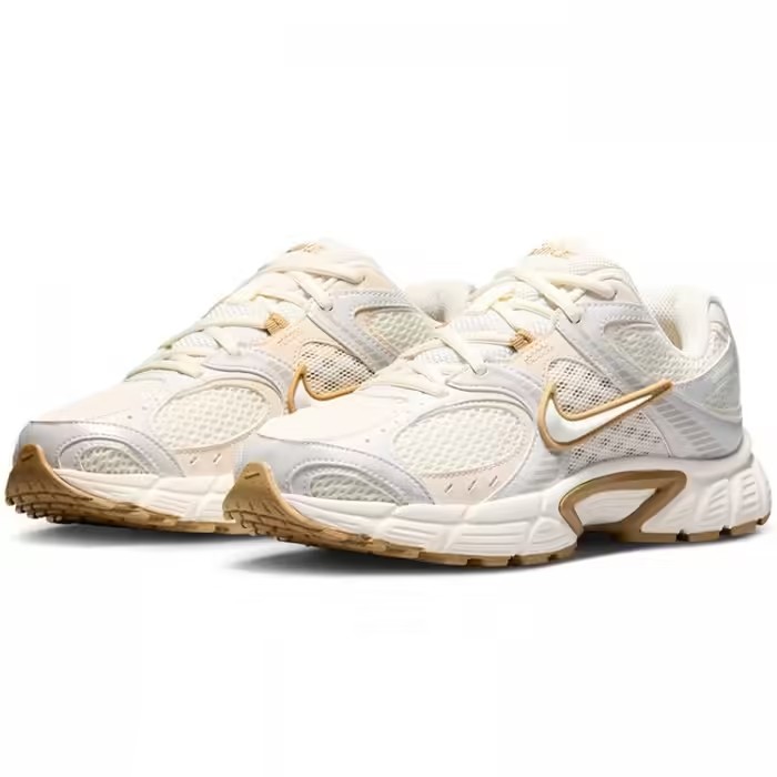 Adidași Nike V5 RNR